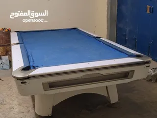  1 طاولة بلياردو رخام ملكي نظيف 9قدم  لون ابيض