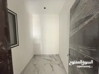  11 عرض خاص احجز شقتك مطلة على الشارع الرائيسي موقع ممتاز. #شقة سكنية راقية جدا للبيع