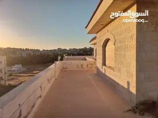  12 روف مع ترس بإطلالــــه بانوراما