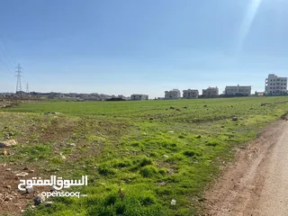  9 اراضي مفروزة للبيع - سحاب قرية سالم قرب مستشفى التتونجي سكن ب  المساحة 710- 750م