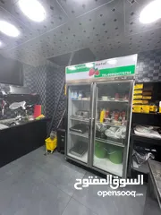  4 فرصة ذهبية - للبيع مطعم شغال بكامل معداتة والديكور