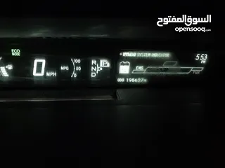  5 سيارة بريوس 2010 نظيف بفلاترها مجمرك مرقم داخل صنعاء