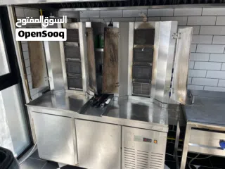  14 للبيع مطعم سوري متكامل في موقع مميز بعجمان