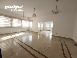  3 Luxurious Villa with Garden and Sea View- Shatti Qurum