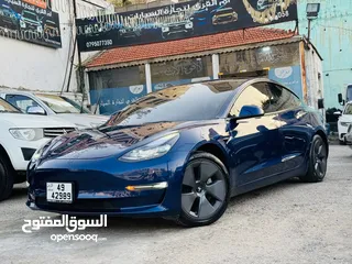  1 Tesal Model 3 Dual Motirs 2022 Long Range