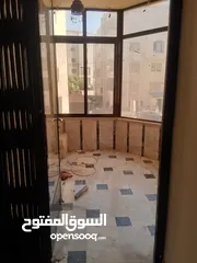  10 شقه في شميساني للبيع بسعر مناسب