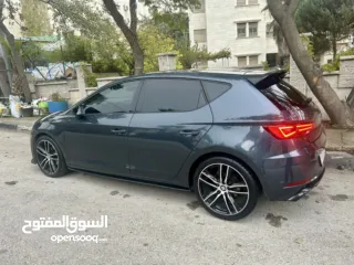  3 ترخيص Seat Leon Fr 2020 فل بدون فتحة