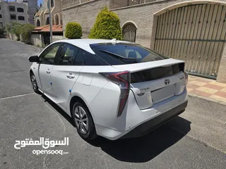  8 تويوتا بريوس 2018 فحص 3 جيد قصعه اثر ضرب بسعر مغري جدا