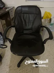  1 كرسي مكتب جلد قابل للترفيع والتنزيل وتثبيت وتحريك الظهر والدوران 360 درجة