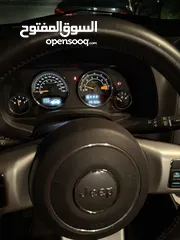  8 مستعمل بحالة شبه جديدة Jeep Compass Limited 2016