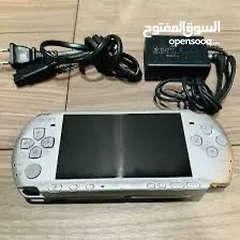  10 مستخدمه اصليه بحاله الوكاله للبيع استخدام خفيف جدا والنسخه التى يوجد فيها ذاكره ومعها شاحنها الا PsP