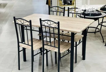  1 طاوله سفره مع اربع كرراسي