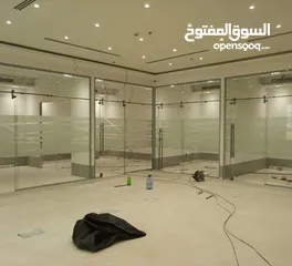  6 معرض رام الله للزجاج والسيكوريت و المرايا و الديكورات الداخليه  التزام جوده كفائه و اختصاص