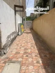  9 مجمع تجاري للبيع