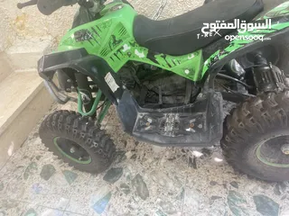  1 تركترون للبيع 3500