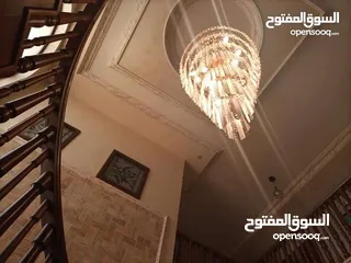  21 الظهير فيلا مستقله فخمه جدا فن معماري عاليه ومطله اجمل موقع مكون من اكثر من سكنه