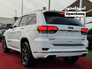  8 جيب غراند شيروكي 2020 كلين تايتل بحالة الوكالة التامة وسعر عرض ممتاز.