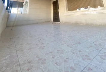  1 شقة ارضية بناء حديث مستقلة تراس / كراج خاص / وحدائق قرب كل الخدمات اجار مغري لا يعوض في ضاحية الاقصى