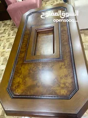  2 طاوله سفره 6 كراسي بحاله الوكاله  استخدام بسيط خشب زان بالكامل وقشره زيتون