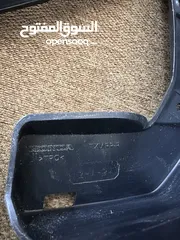 5 قطع هوندا انسايت (دلايات خلفي ، كيبل صندوق ، فصالات غطاء خلفي ،شعار هايبرد، شعار انسايت) اصلي وكاله