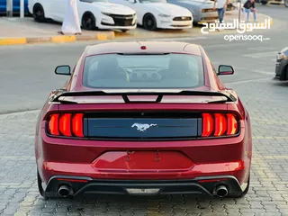  6 FORD MUSTANG ECOBOOST PREMIUM