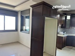  3 شقه للبيع في سطح مرحبا
