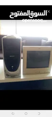  1 قطع كمبيوتر وطابعه وشاشه كمبيوتر وفوقهم كمان كيس عدد 4 ناقصات قطع الكيس كلهم كوم