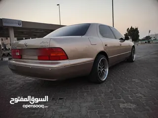  3 ليكززLS400  موديل 1999 للبيع