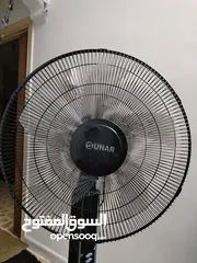  2 مروحه ستاند 5 فراشات استعمال ثلاث شهور وكاله