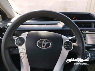  5 تويتا بريوس c 2015 فب ما عدا الجلد ويوجد فتحة بالسقف