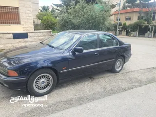  4 BMW 525 للبيع