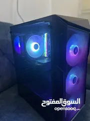  4 جهاز جيمنج كامل للبيع شبه جديد بسعر طحن