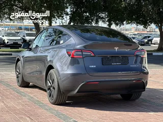  10 TESLA MODEL Y 2024