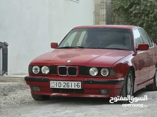  2 bmw e34 525