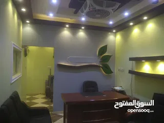  1 محلات مكاتب للإيجار في عدن المنصورة شارع كالتكس على الخط العام