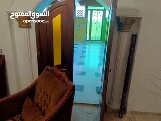  5 شقة للبيع في منطقة الدوار السابع وبسعر مغري جدًا وقريبه علي جميع الخدمات