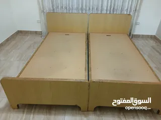  1 سرير نوم مستعمل