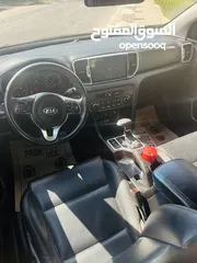  8 كيا سبورتاج للبيع فحص نخب  مش ناقصه ولا اشي  عداد قليل  امكانية البيع دفعة وشيكات