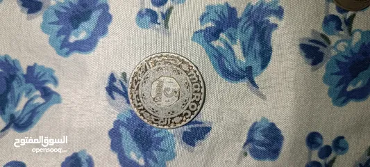 6 قطع نقدية قديمة