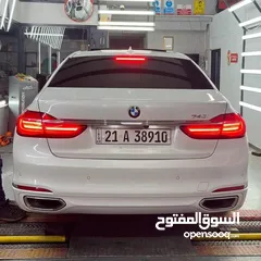  3 BMW 740i 2019