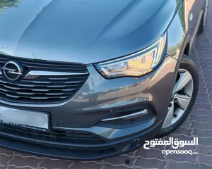  4 Opel grandland x 2020