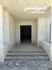  5 فيلا متلاصقه للبيع / عظم