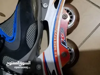  5 سكيت عدد2 نمره41والثاني43 نوعية ممتازة الي نمرته41 سعرالشراء 58 بالصور التسعيره عليه لثنين ب 30دينار