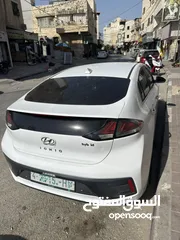  4 هونداي ايونك الاوفر في البلاد