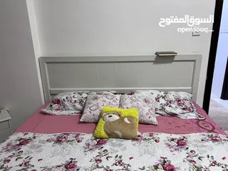  4 سرير مع مرتبة