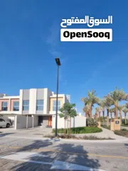  1 ثلاث غرف للبيع بأماره الشارقه بجانب ستي سنتر الزاهيه