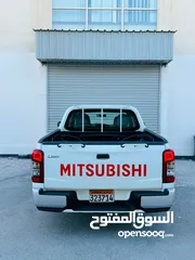  7 Mitsubishi Pickup L200