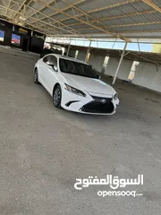  12 Lexus ES 300h 2021  لكزس هايبرد حره غير مجمركه ، البيع : مجمرك جاهز او بدون جمرك حره