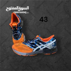  29 احذية اصلية شبه ملبوسه 60 فقط شامل التوصيل