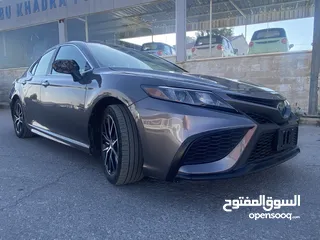  5 TOYOTA CAMRY 2023